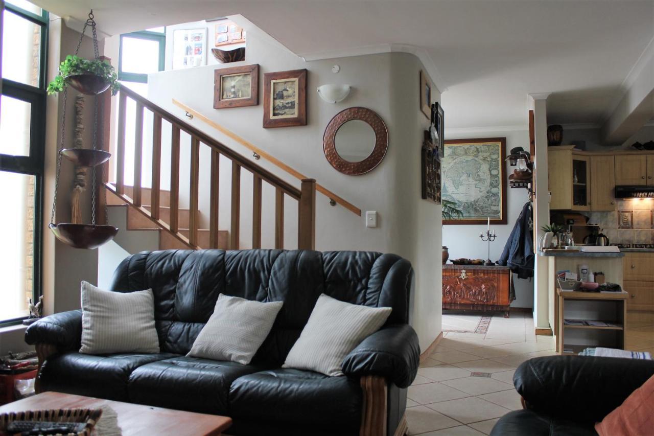 The Sun Catcher Bed & Breakfast Struisbaai Exterior photo