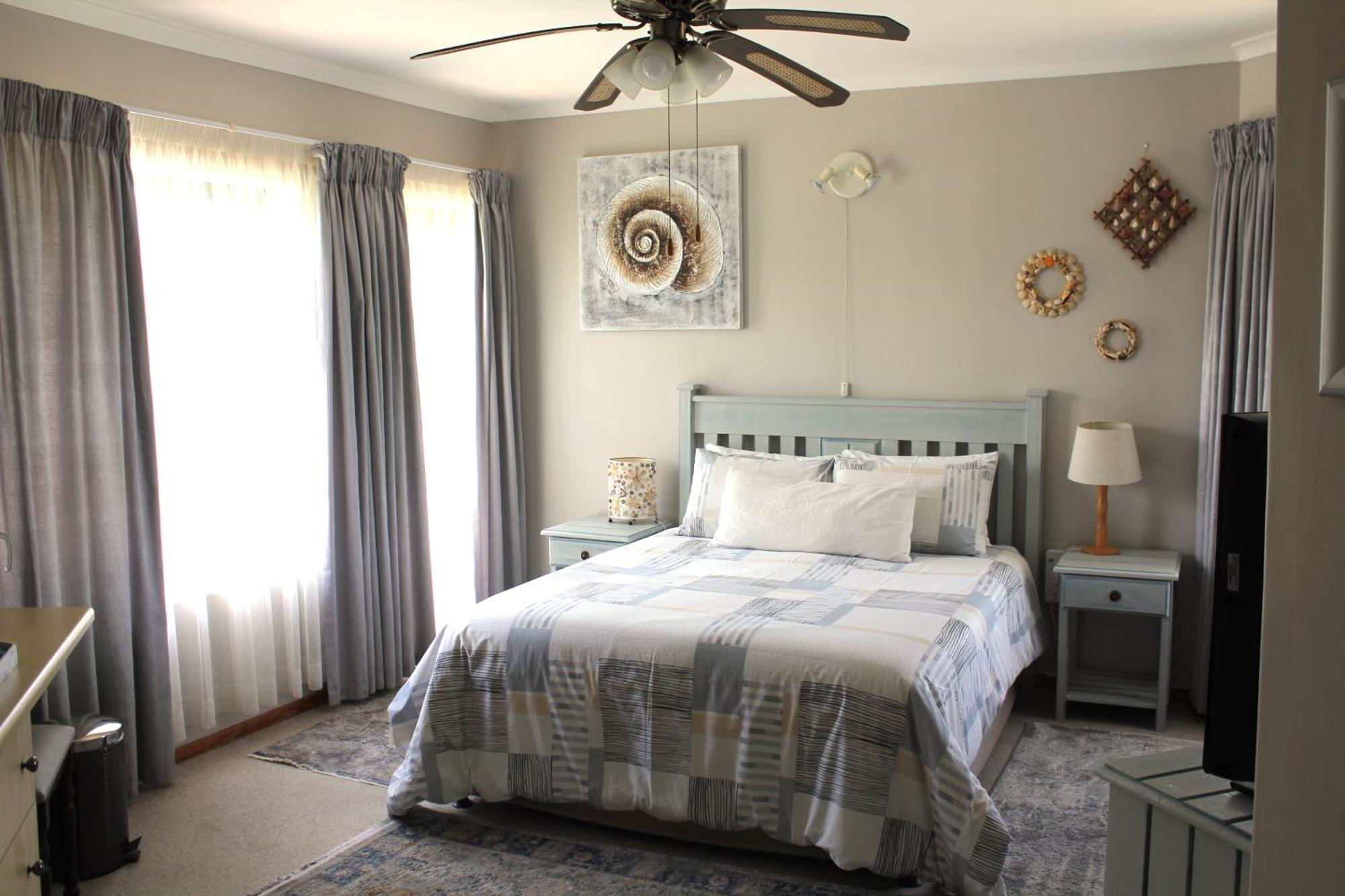 The Sun Catcher Bed & Breakfast Struisbaai Exterior photo